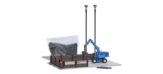 HOゲージ 鉄道模型 Busch 石炭備蓄場とショベルキット Coal stockpile with excavator Kit