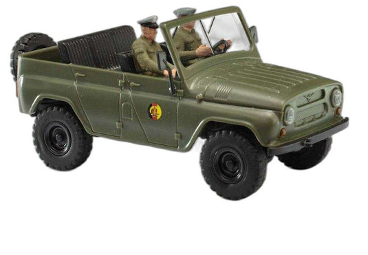 NVA UAZ 469 ドライバー付き 52113/ Busch 1/87  模型