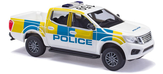 HOゲージ 鉄道模型 Busch Nissan Navara Police UK