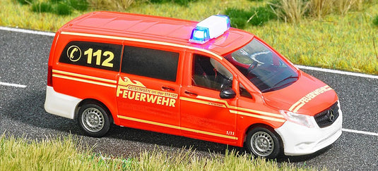 HOゲージ 鉄道模型車両 Busch MB Vito 消防車 Era VI functional model