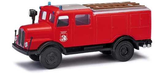 HOゲージ 鉄道模型 Busch(ブッシュ) ESPEWE IFA S4000 TLF16 Fire Brigade Beeskow GDR