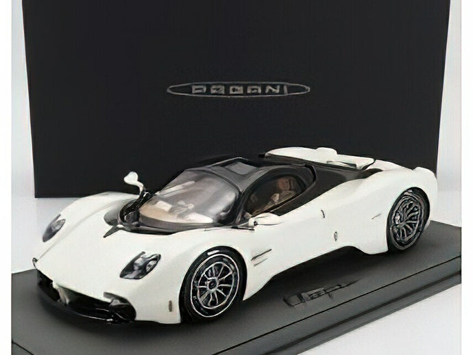 【予約】12月以降発売予定PAGANI - UTOPIA 2022 - CON VETRINA - WITH SHOWCASE - BIANCO PERLA - WHITE/BBR 1/18ミニカー