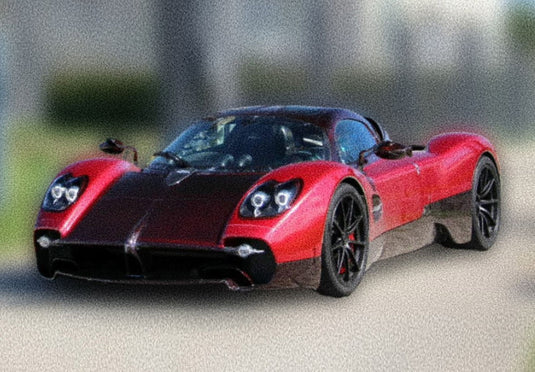 【予約】Pagani Utopia ロッソドバイ/ BBR 1/18 ミニカー