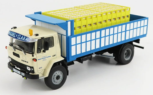 EBROエブロ P260 トラック 2軸 1976 ベージュホワイトブルー CAMIONES-Y-AUTOBUSES -ESPANOELS-SALVAT / EDICOLA 1/43 ミニカー