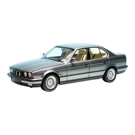 BMW 535i Sedan E34 1988 グレー / Minichamps 1/18 ミニカー