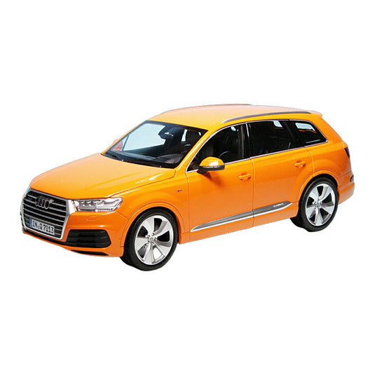 Audiアウディ Q7 2015 オレンジ 300台限定 / Minichamps 1/18 ミニカー