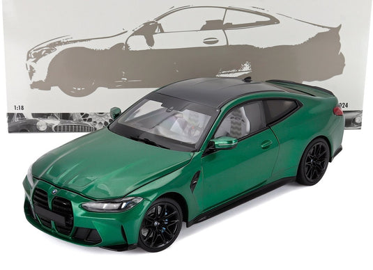 BMWビーエムダブリュー M4 G82 2024 グリーンメタリック / Minichamps 1/18 ミニカー