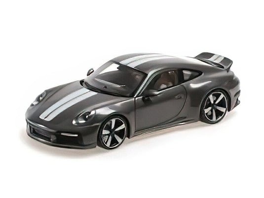 【予約】12月以降発売予定PORSCHEポルシェ 911 992 SPORT CLASSIC COUPE 2022 - GREY /Minichamps 1/18ミニカー