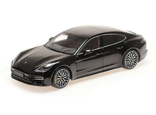 2020 Porsche Panamera Turbo S, black/MINICHAMPS 1/18ミニカー