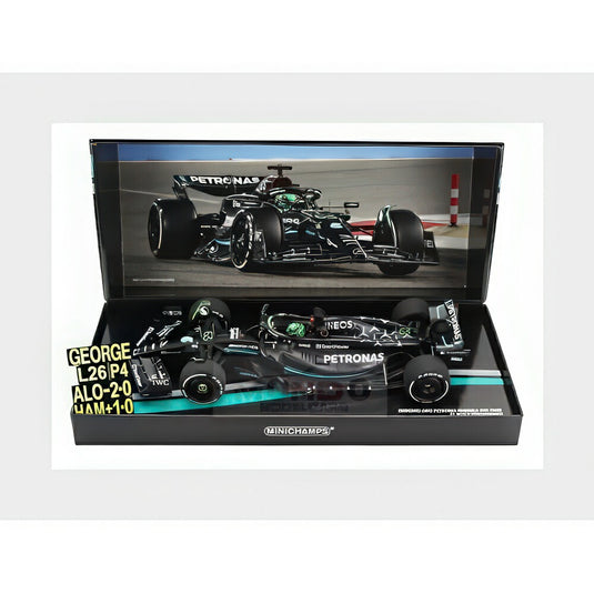 Mercedes GP F1 W14 チーム Mercedes Amg Petronas Formula One 63 7位 Bahrain GP ピットボード付き 2023 George Russel Matt Black 113230163/ MINICHAMPS 1/18 ミニカー