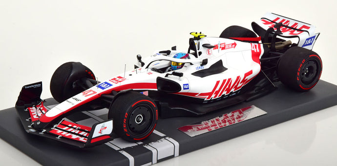 Haas VF22 イギリスGP Schumacher 2022 限定360個/ MINICHAMPS 1/18 ミニカー