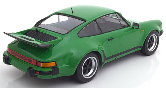 Porsche 911 (930) Turbo 1977 メタリックグリーン/ MINICHAMPS 1/12 ミニカー