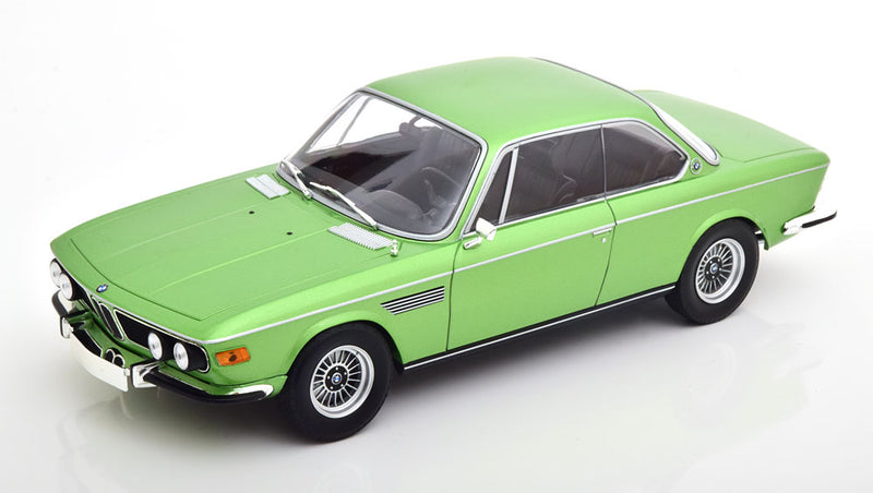 ギャラリービューアに画像をロードする, BMW 3.0 CSI E9 1971 ライトグリーンメタリック 限定506台 / MINICHAMPS 1/18 ミニカー
