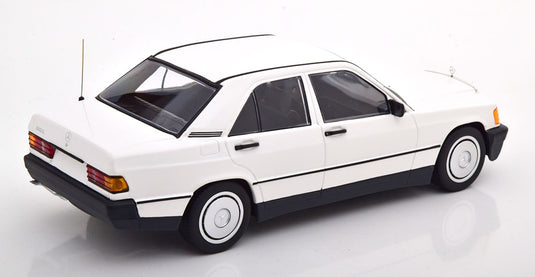 Mercedes 190E W201 1982 限定702個/ MINICHAMPS 1/18 ミニカー