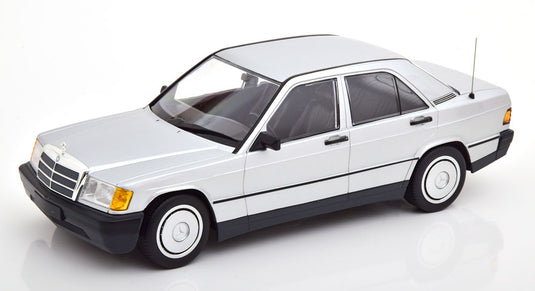 Mercedes 190E W201 1982 限定504個/ MINICHAMPS 1/18 ミニカー