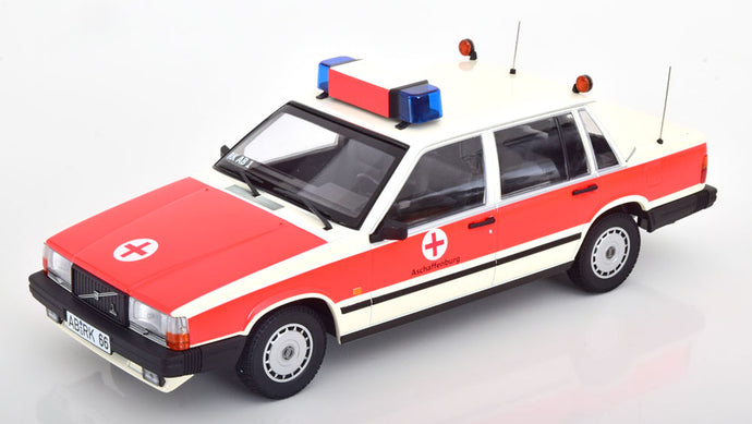 Volvo 740 GL ドイツ赤十字 アシャッフェンブルク 1986 限定300個/ MINICHAMPS 1/18 ミニカー