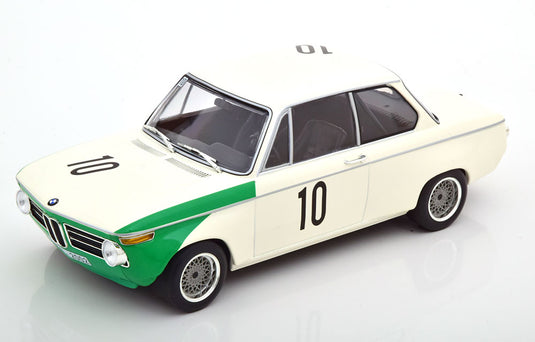 BMW 2002 tiK ニュルブルクリンク ツーリングカーGP優勝 Hahne Quester 1968 限定300個/ MINICHAMPS 1/18 ミニカー