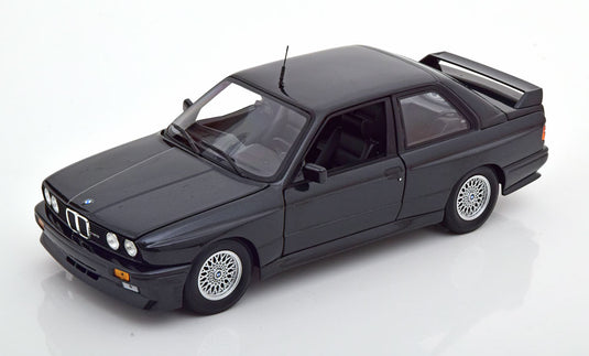 BMW M3 E30 1987/ MINICHAMPS 1/18 ミニカー