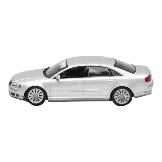 Audiアウディ A8 D3 2004 シルバー / MINICHAMPS 1/43 ミニカー