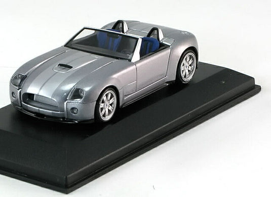 フォード シェルビー コブラ 2004 グレーメタリック / MINICHAMPS 1/43 ミニカー