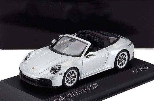 PORSCHE 911 992 2 TARGA 4 GTS カブリオレ オープン 2024 シルバー / MINICHAMPS 1/43 ミニカー