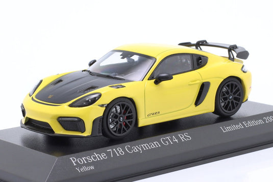 Porscheポルシェ 718 982 Caymanケイマン GT4 RS 2021 イエロー / MINICHAMPS 1/43 ミニカー