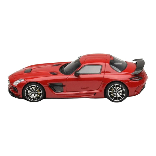 Mercedes Benzメルセデスベンツ SLS AMG クーペ ブラックシリーズ レッド 500台限定 / MINICHAMPS 1/43 ミニカー