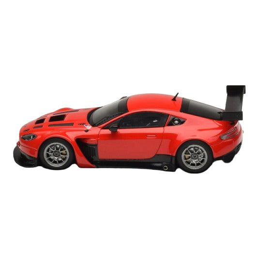 Astonアストンマーチン V12 Vantageヴァンテージ GT3 レッド 500台限定 / MINICHAMPS 1/43 ミニカー