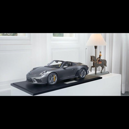 Porsche 911 スピードスター 991型 2019年モデル アゲートグレー/Minichamps 1/8ミニカー ポルシェ特注