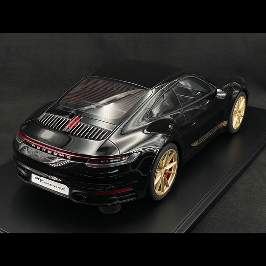 Porsche 911 カレラ 4S 992型 2020年モデル ディープブラックメタリック/Minichamps 1/8ミニカー ポルシェ特注