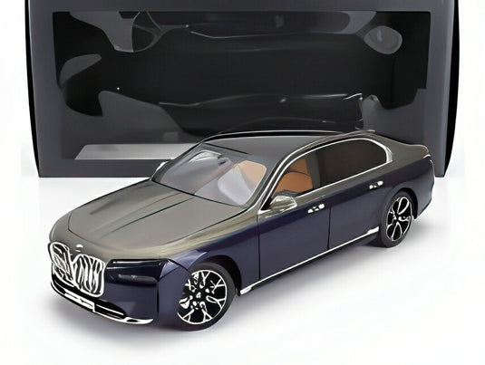 BMW 7シリーズ i7 xDrive60 2023 ブルー/シルバー/ MINICHAMPS 1/18 ミニカー