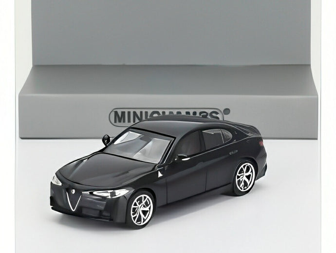 ALFA ROMEO ジュリア クアドリフォリオ ヴェルデ 2017 ブラック/ MINICHAMPS 1/87 ミニカー