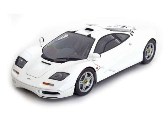 マクラーレン F1 ロードカー ホワイト ヘルパ 1/87 McLaren F1 ミニカー / MINICHAMPS 1/87 ミニカー