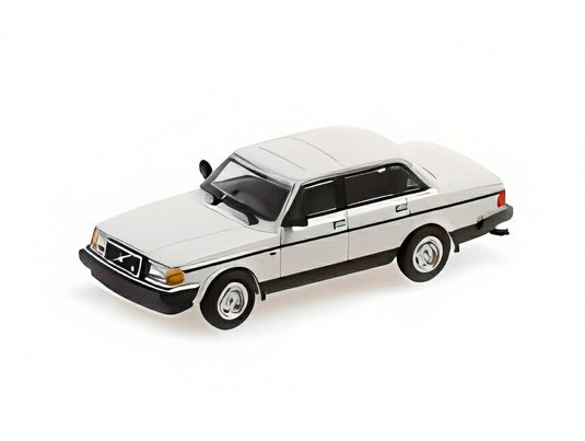 【予約】VOLVO 240GL 1986 ホワイト/ MINICHAMPS 1/87 ミニカー