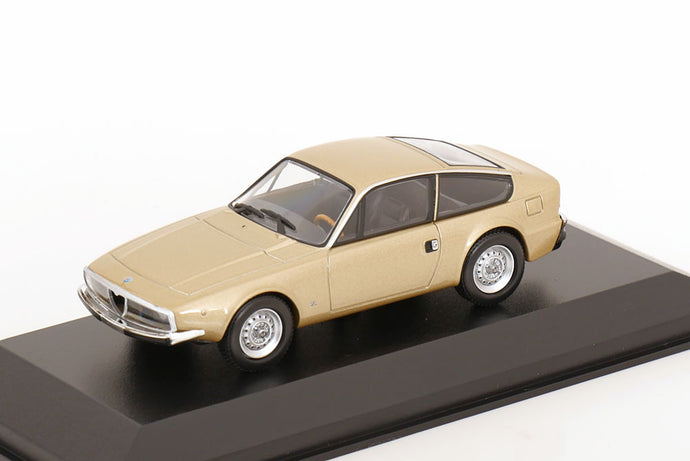 Alfa Romeo 1600 ジュニアZ 1972 Maxichamps コレクション / Minichamps 1/43 ミニカー