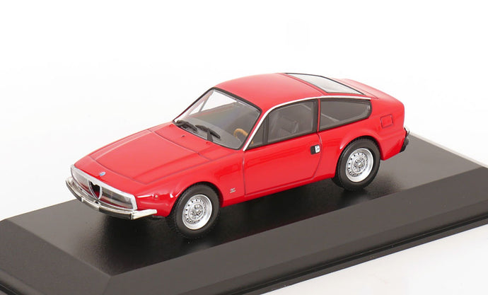 Alfa Romeo 1600 ジュニアZ 1972 Maxichamps コレクション / Minichamps 1/43 ミニカー