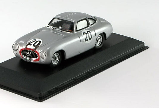 メルセデス300 SL 1952 / MINICHAMPS 1/43 ミニカー
