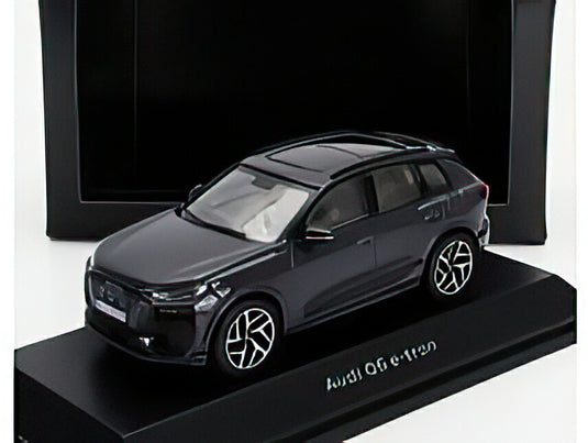 AUDI Q6 E TRON 2023 MAGNET GREY/Spark 1/43ミニカー