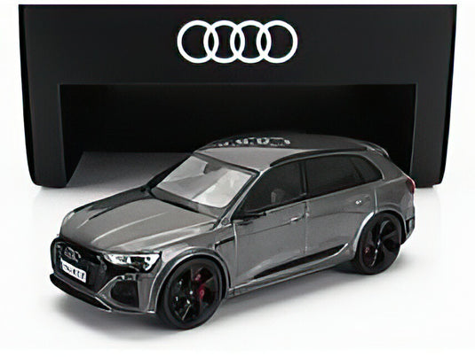 AUDI Q8 E TRON 2023 CHRONOS GREY MET/Spark 1/43ミニカー