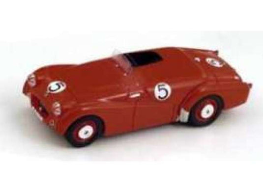 1954 Triumph TR2 winner Macau GP Carvalho, red/Spark 1/43ミニカー 500台限定