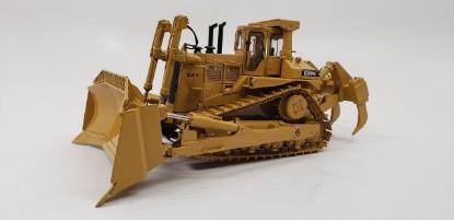 Cat D11N Dozer with U-Blade & Multi-Shank Ripper ブルドーザ / CCM 1/48 建設機械模型 工事車両