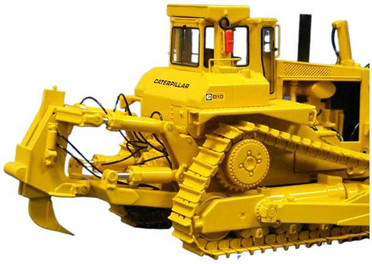 Cat D10 with U-blade + ripper ブルドーザ / CCM 1/48 建設機械模型 工事車両