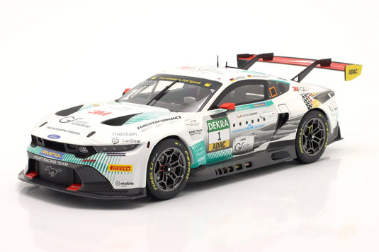 Fordフォード Mustangマスタング GT3 No.1 ADAC GT Masters チャンピオン 2025 ホワイト / IXO 1/18 ミニカー