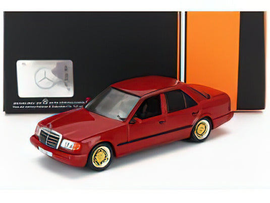 MERCEDES BENZ E-CLASS 300E (W124) 1984 RED/IXO 1/43ミニカー