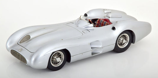 Mercedes W196 R ストリームライナー 1954 1955 シルバー / CMC 1/18 ミニカー