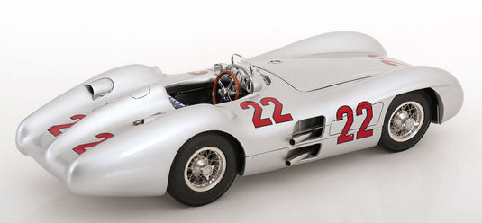 Mercedes W196R Stromlinie No.22 フランスGP Herrmann 1954 限定1000個/ CMC 1/18 ミニカー