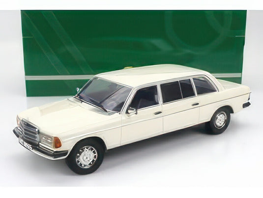 MERCEDES BENZ Eクラス E250 W123 1978 ホワイト/ Cult-Scale 1/18 模型