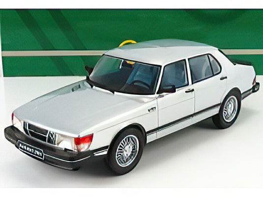 SAAB  900 TURBO 1980  SILVER/Cult-Scale 1/18ミニカー