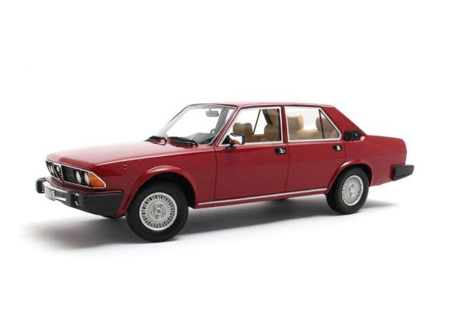 ALFA ROMEO ALFA 6 2.5 19791983 レッド/ Cult-Scale 1/18 ミニカー