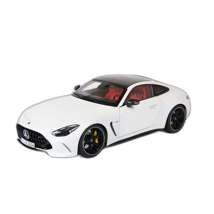 Mercedes Benz AMG GT63 V8 ホワイト 1034/41/ NZG 1/18  模型 ミニカー